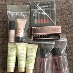 Mary Kay Deluxe Samples